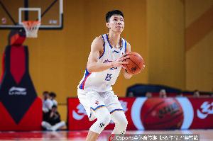 后程乏力！鄭昊燃14中7得18分5板3助2斷1帽 三分9中4&首節13分