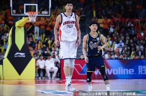 媒體人：徐昕這種天賦原本就在廣東 但自己沒(méi)用好 那只能承受結(jié)果