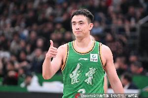 能投能傳！趙繼偉4記三分拿下14分3籃板7助攻