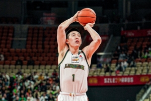 打得真好！付豪半場8中5拿下兩隊最高12分外加4板1助