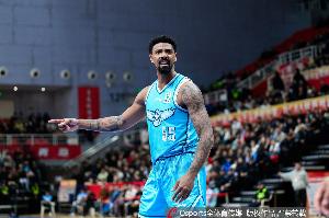 大舉反擊！末節青島27-9凈勝山西18分 將比賽拖入加時