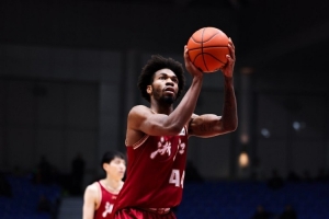 超神表現！蘭道夫24分鐘16中9&罰球11中11獨攬33分 加時連得8分