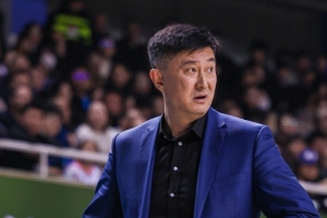 杜鋒：感謝這幫兄弟們拼下來了 總冠軍只有一個 我們會全力以赴的