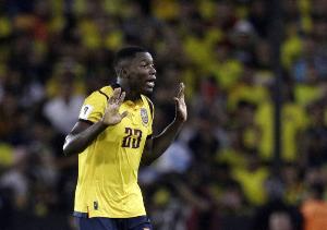 記者：FIFA豁免了凱塞多和奧塔門迪紅牌，世界杯首戰不會停賽