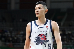 拼盡全力！陳林堅16投8中&三分12中5得21分1板1助 得分全場最高