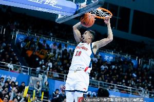 爆砍39+9+8！媒體人：奎因把賽季最佳留在生死戰 感覺沒有體能條