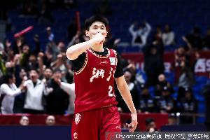 敢打敢拼！李悅洲半場7投4中貢獻10分1助攻 首節命中壓哨2+1