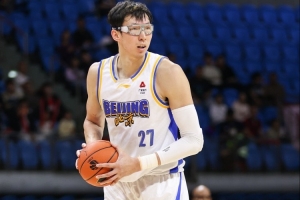 18分8板4帽！媒體人：周琦今晚堪稱擎天一柱 這樣的他久違了
