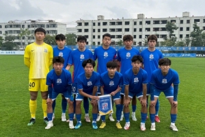 青少年足球聯(lián)賽排位賽二階段 上海申花U20以6-1戰(zhàn)勝?gòu)V州悅高U20