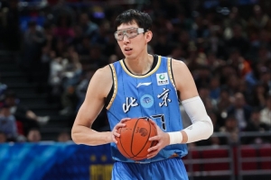 盡力了！周琦7中5高效拿下13分9籃板2助攻2蓋帽