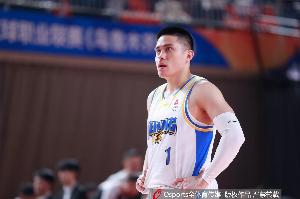 媒體人：陳盈駿&杰曼夢回上賽季半決賽 上海后衛短板本場體現明顯