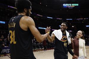 選G7阿倫還是G6湯？米切爾：G7阿倫 拜托 他兩戰全勝啊