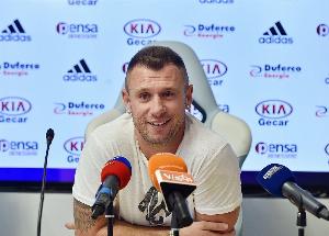 卡薩諾：尤文問題不在斯帕萊蒂而在球員，阿萊格里應(yīng)離開米蘭回家