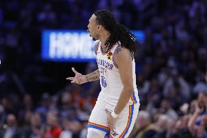 戲份實在不多！杰林·威廉姆斯全場0出手沒有得分 僅進賬3個籃板