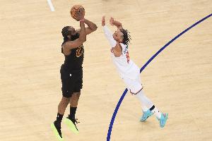 經典37開！ESPN預測明日東決G2勝率：騎士28.5% 尼克斯71.5%
